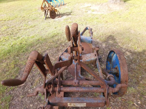 3 Mouldboard Plough - Image 2