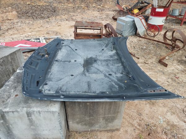 VR / VS Holden Bonnet - Image 8