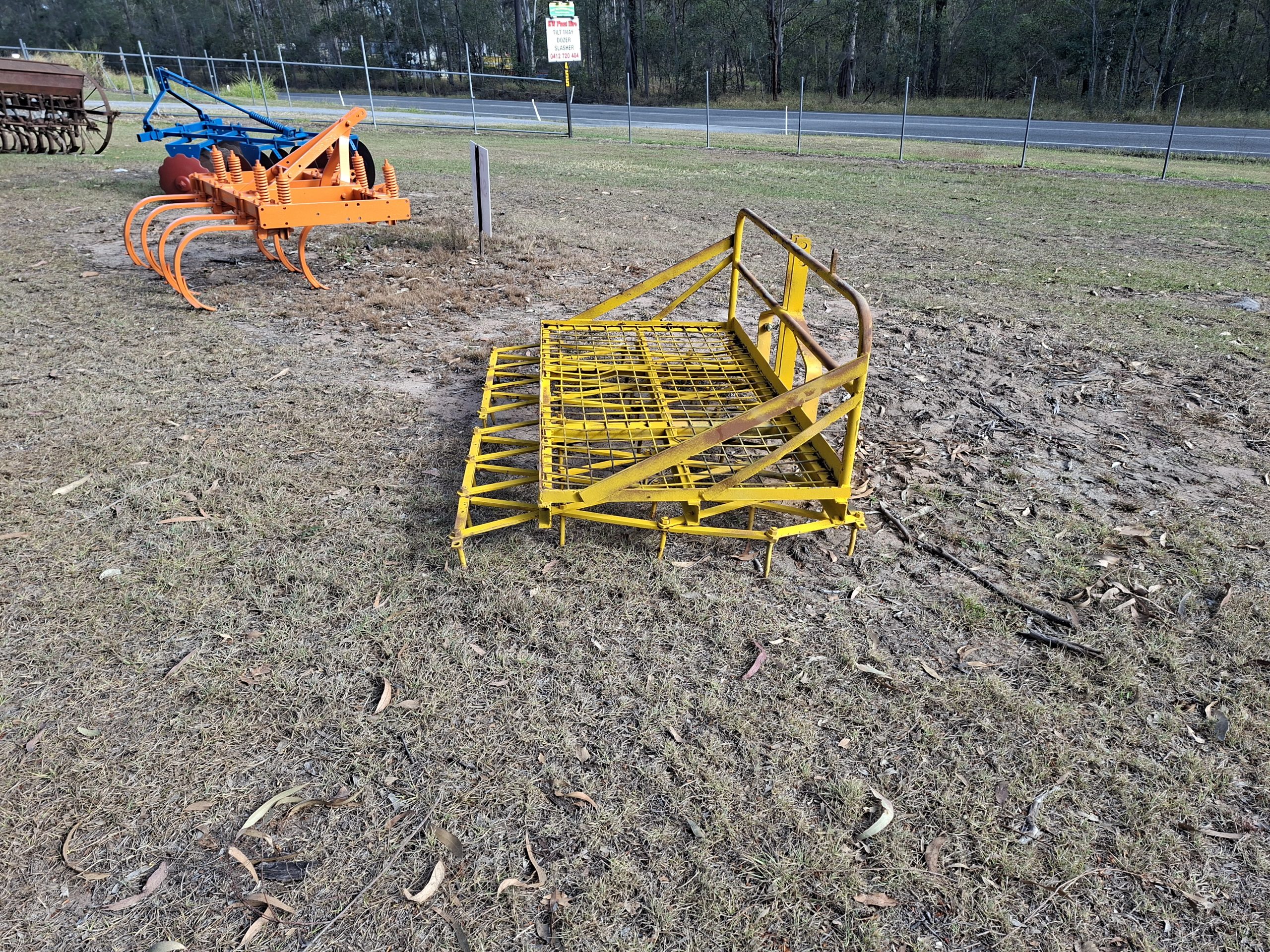 3 Point Linkage Carryall & Set of Harrows in one - Image 6
