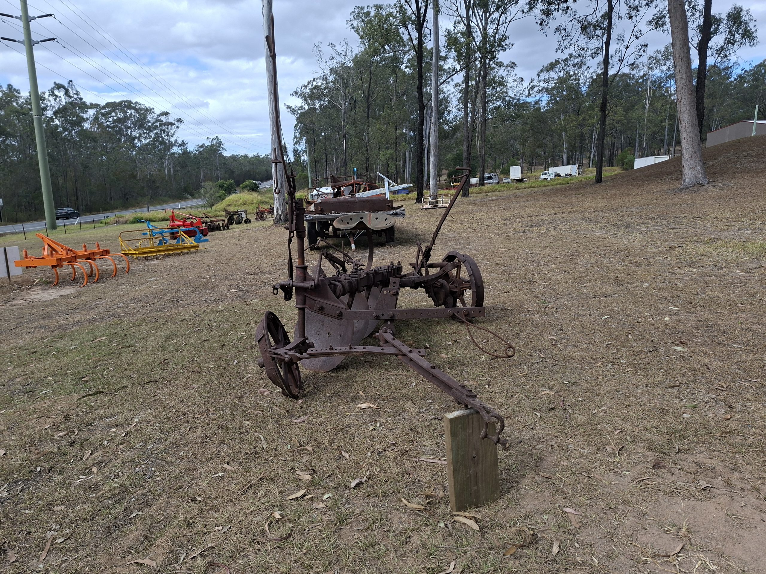Vintage Antique Sunshine 3 Furrow horse Drawn Disc Plough - Image 2