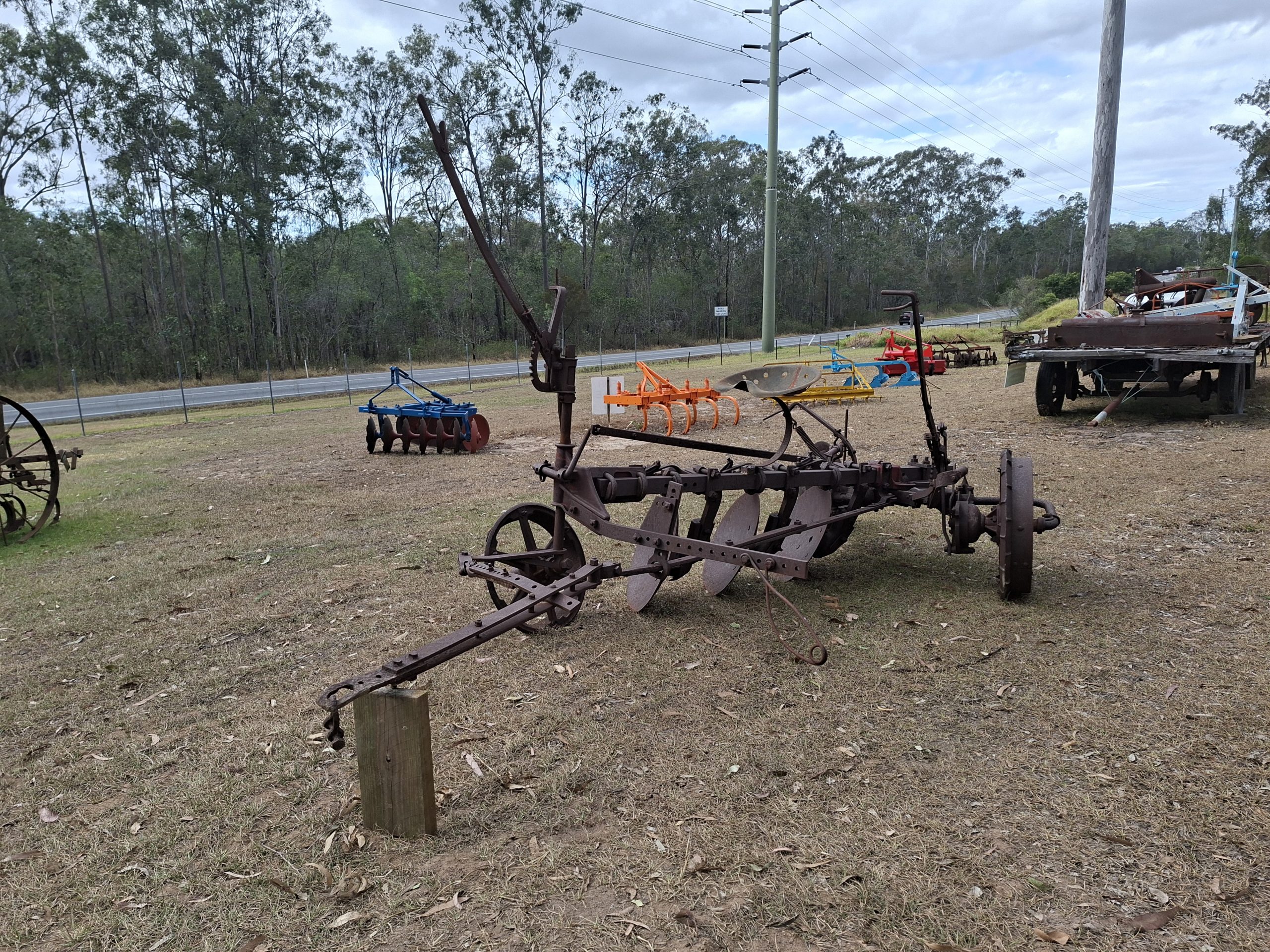 Vintage Antique Sunshine 3 Furrow horse Drawn Disc Plough - Image 3